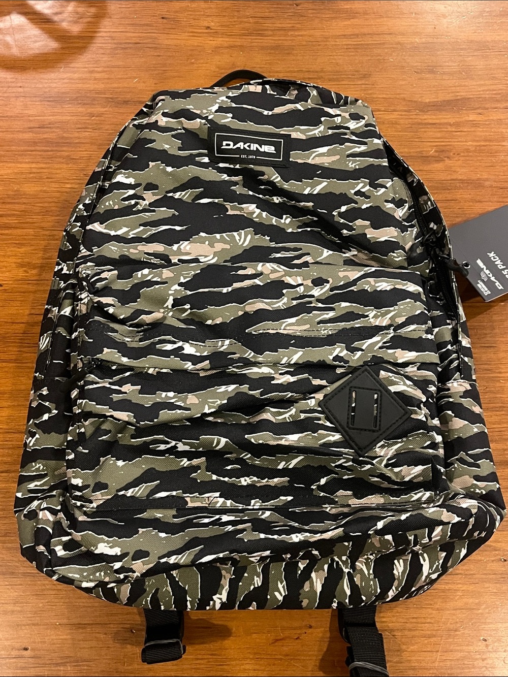 Dakine 365 Backpack Bag 21L Tiger Camo new Laptop Sleeve Pack Camouflage